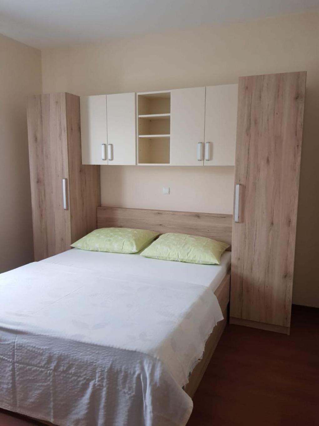 לופאר Apartments Mari - Near Sea מראה חיצוני תמונה