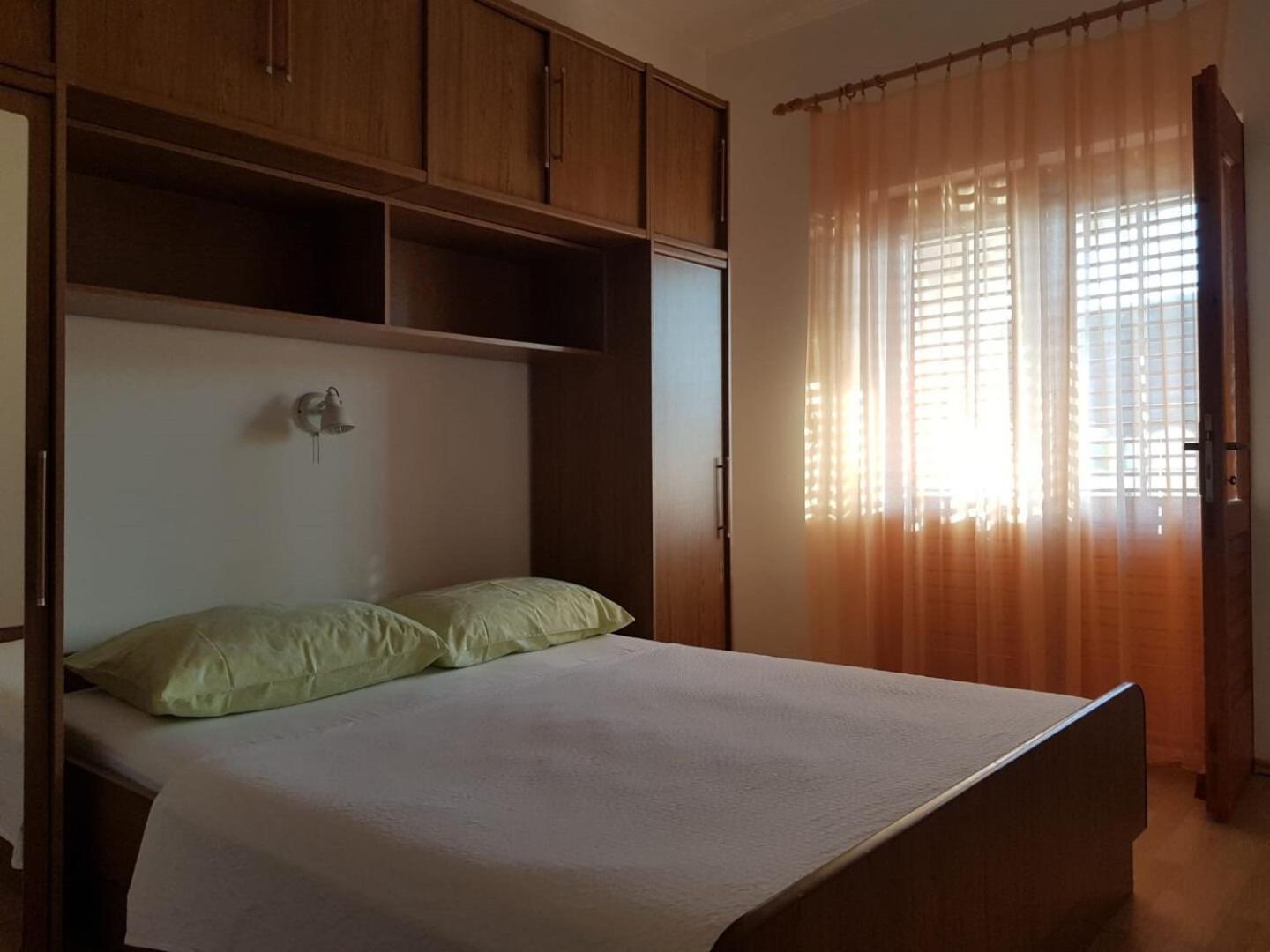 לופאר Apartments Mari - Near Sea מראה חיצוני תמונה